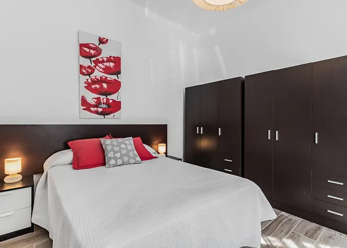 & Surf Guanarteme 라스팔마스